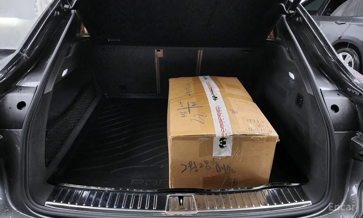 Фото 20 - Porsche Cayenne