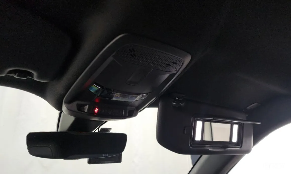 Фото 17 - Peugeot 2008