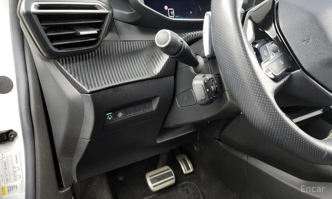 Фото 19 - Peugeot 2008