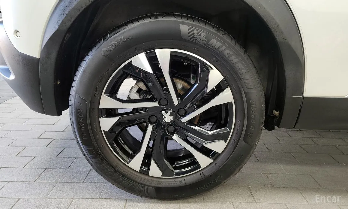 Фото 5 - Peugeot 2008