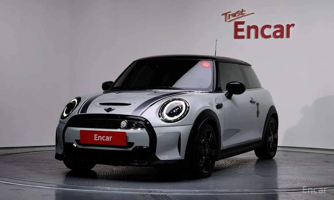 Фото 1 - Mini Cooper