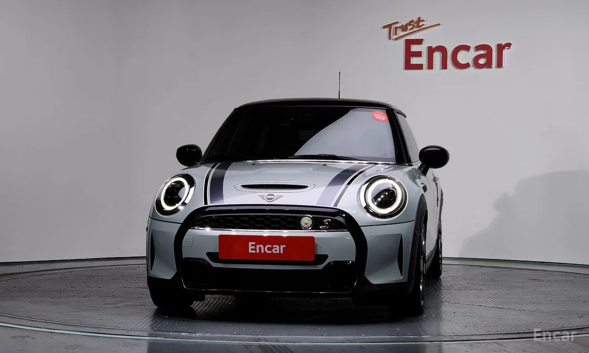 Фото 3 - Mini Cooper