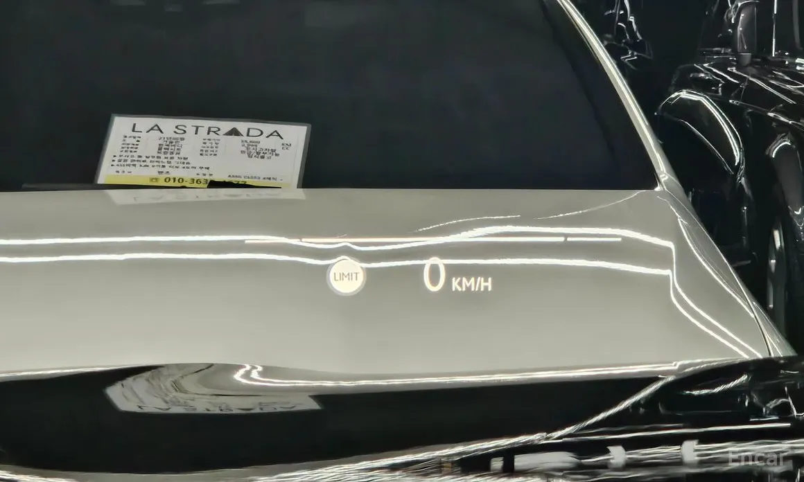 Фото 16 - Rolls-Royce Spectre