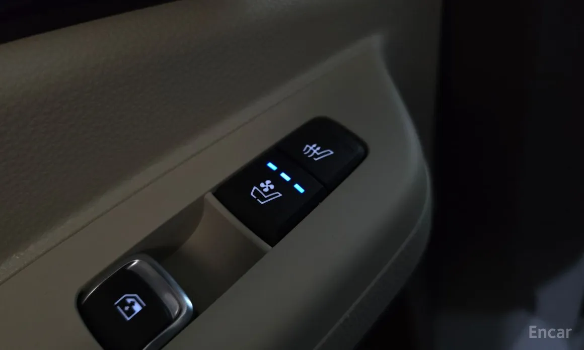 Фото 19 - Kia Carnival