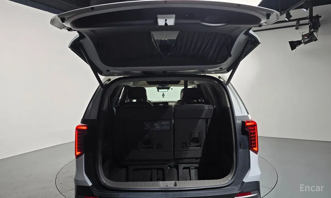 Фото 20 - Kia Carnival