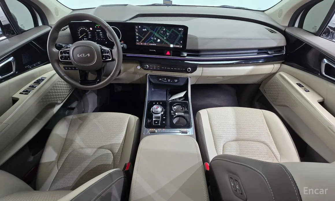 Фото 7 - Kia Carnival