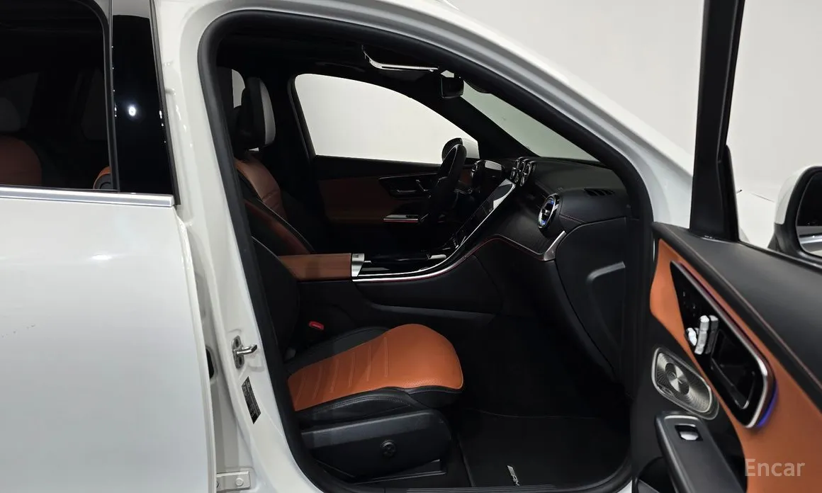 Фото 11 - Mercedes-Benz GLC-Class