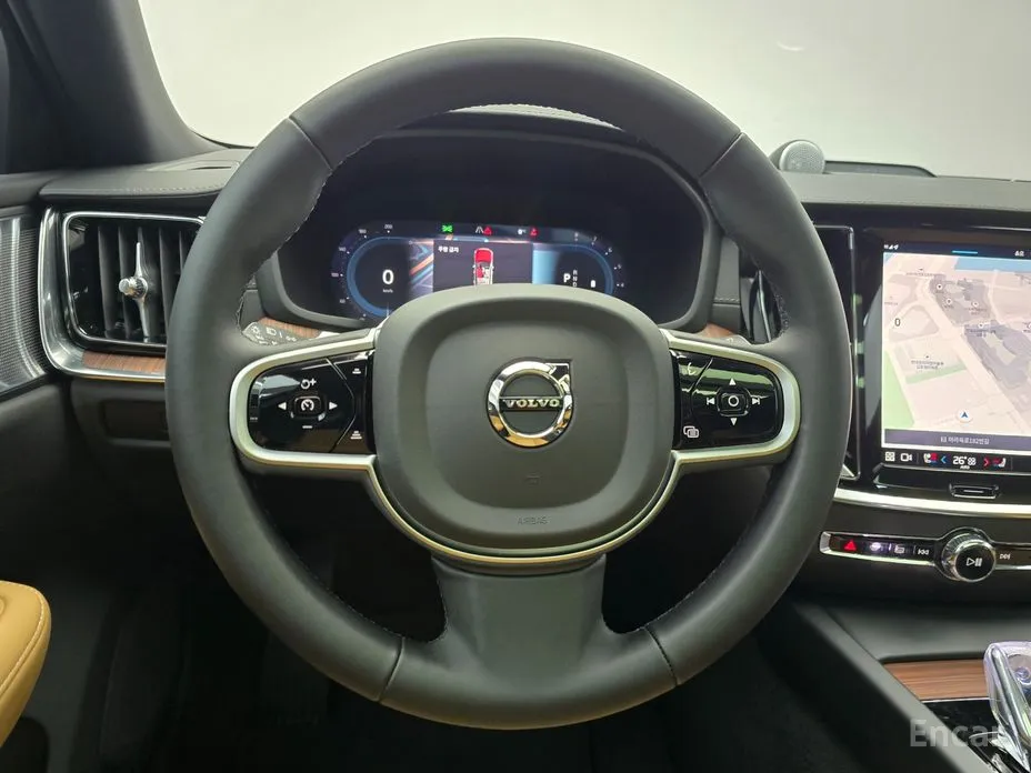 Фото 10 - Volvo V60