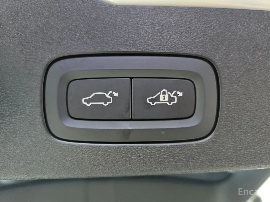 Фото 19 - Volvo V60