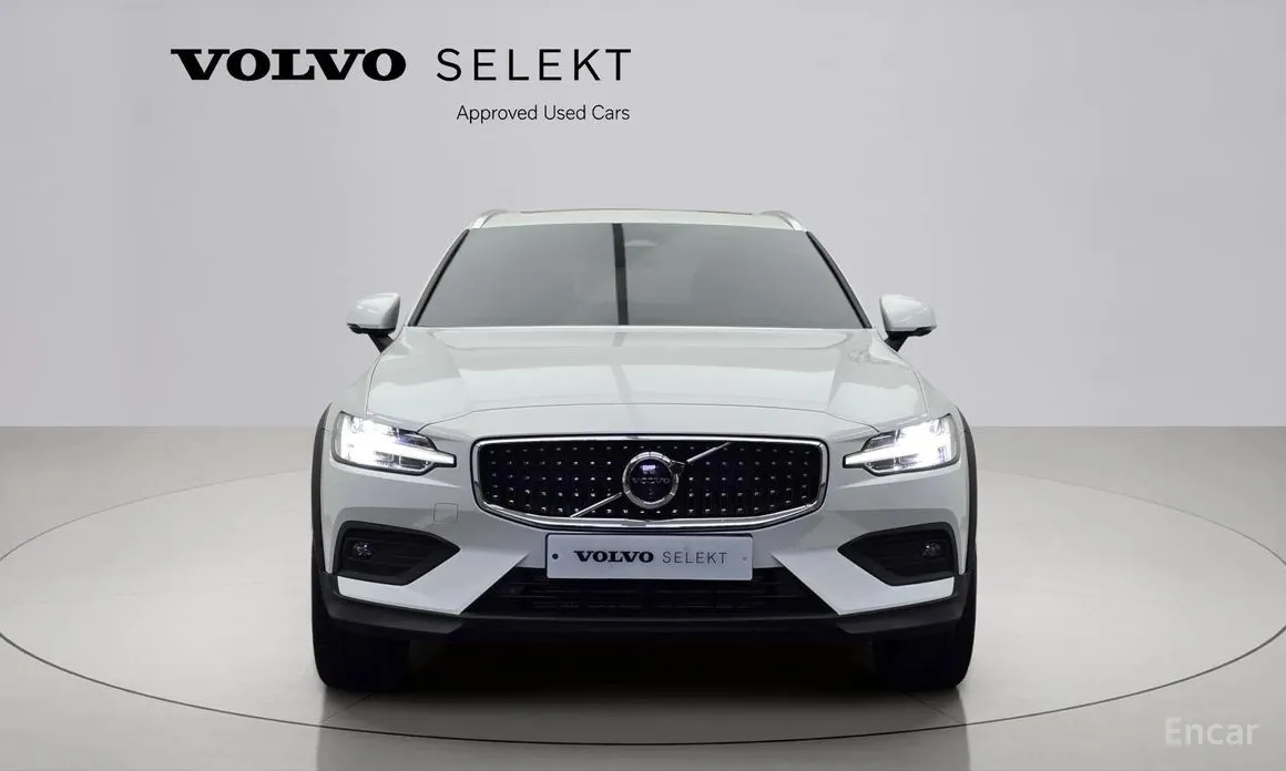 Фото 2 - Volvo V60