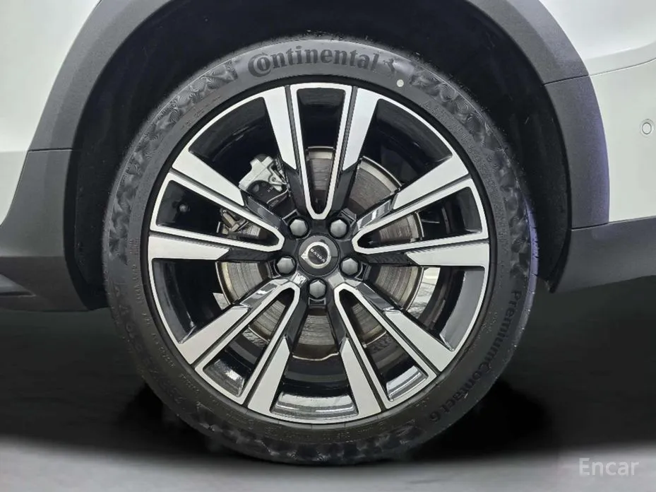 Фото 5 - Volvo V60