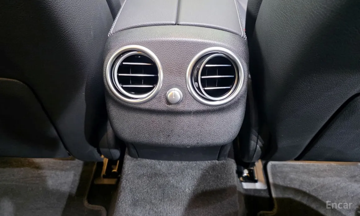 Фото 19 - Mercedes-Benz C-Class