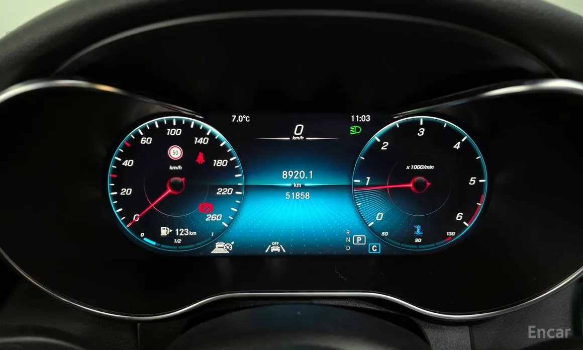 Фото 8 - Mercedes-Benz C-Class