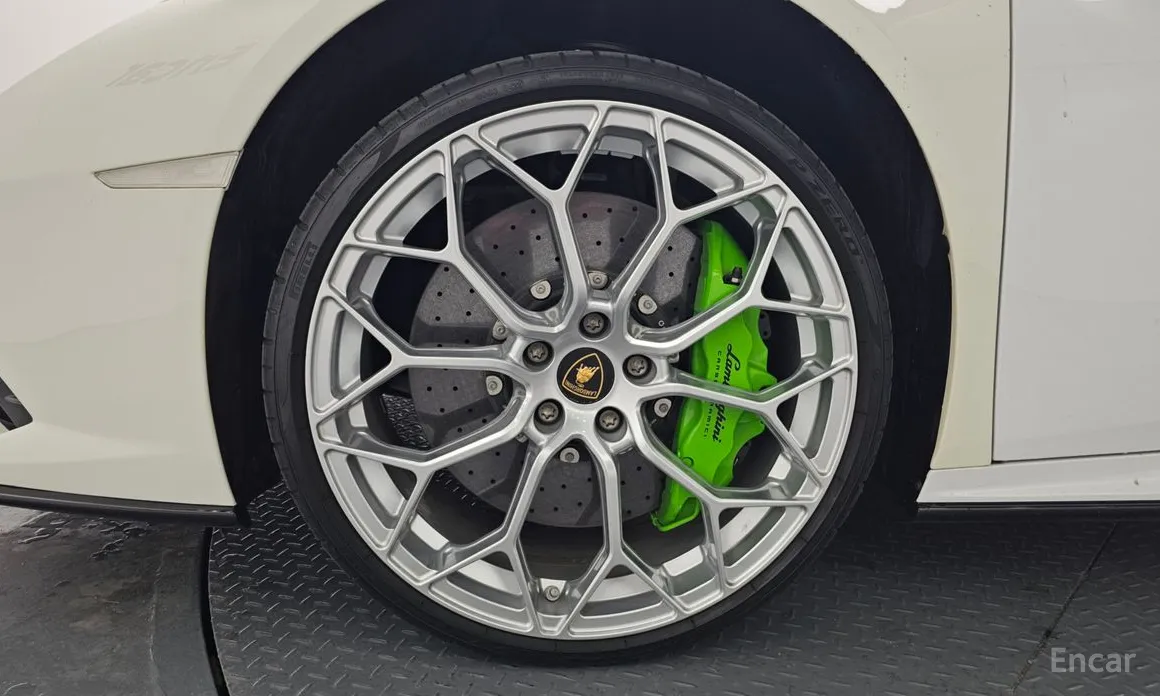 Фото 5 - Lamborghini Huracan