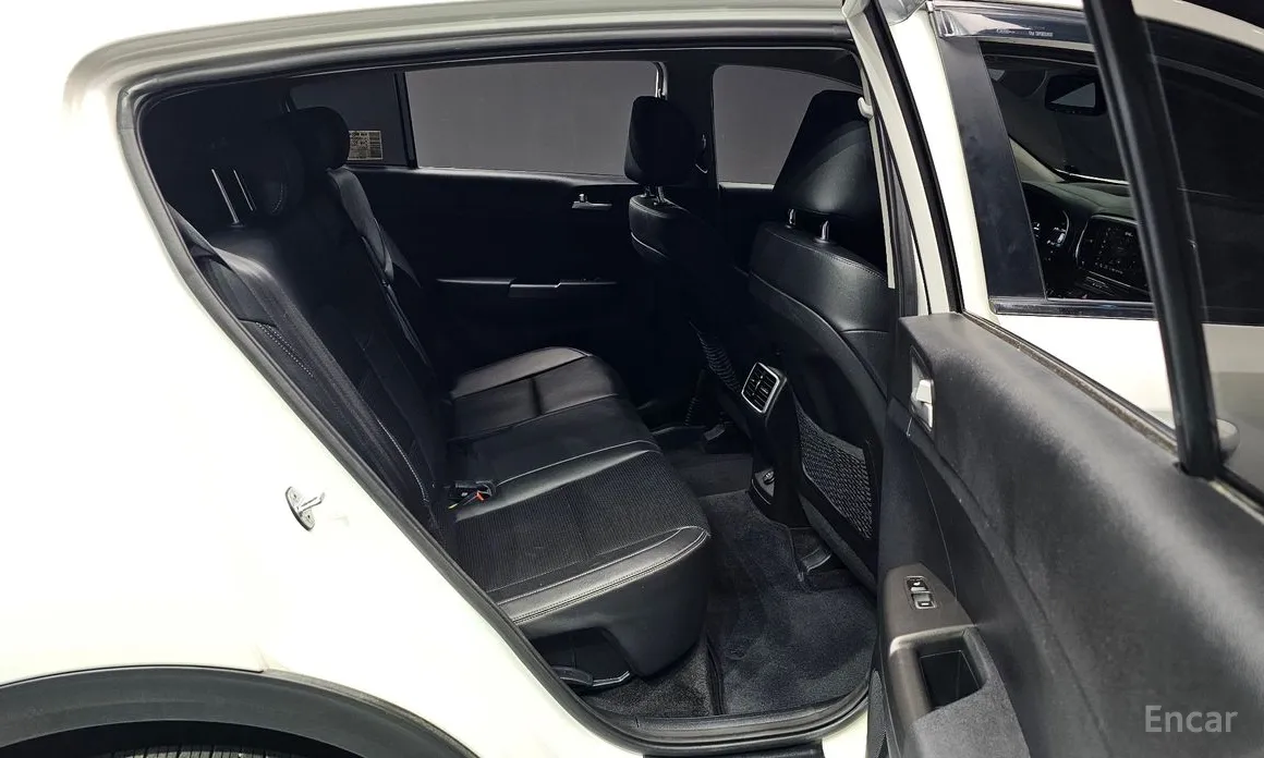 Фото 11 - Kia Sportage