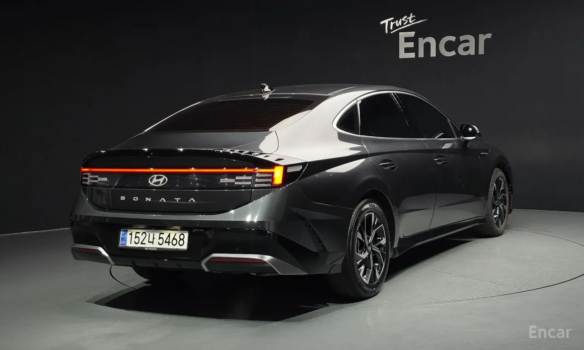 Фото 2 - Hyundai Sonata