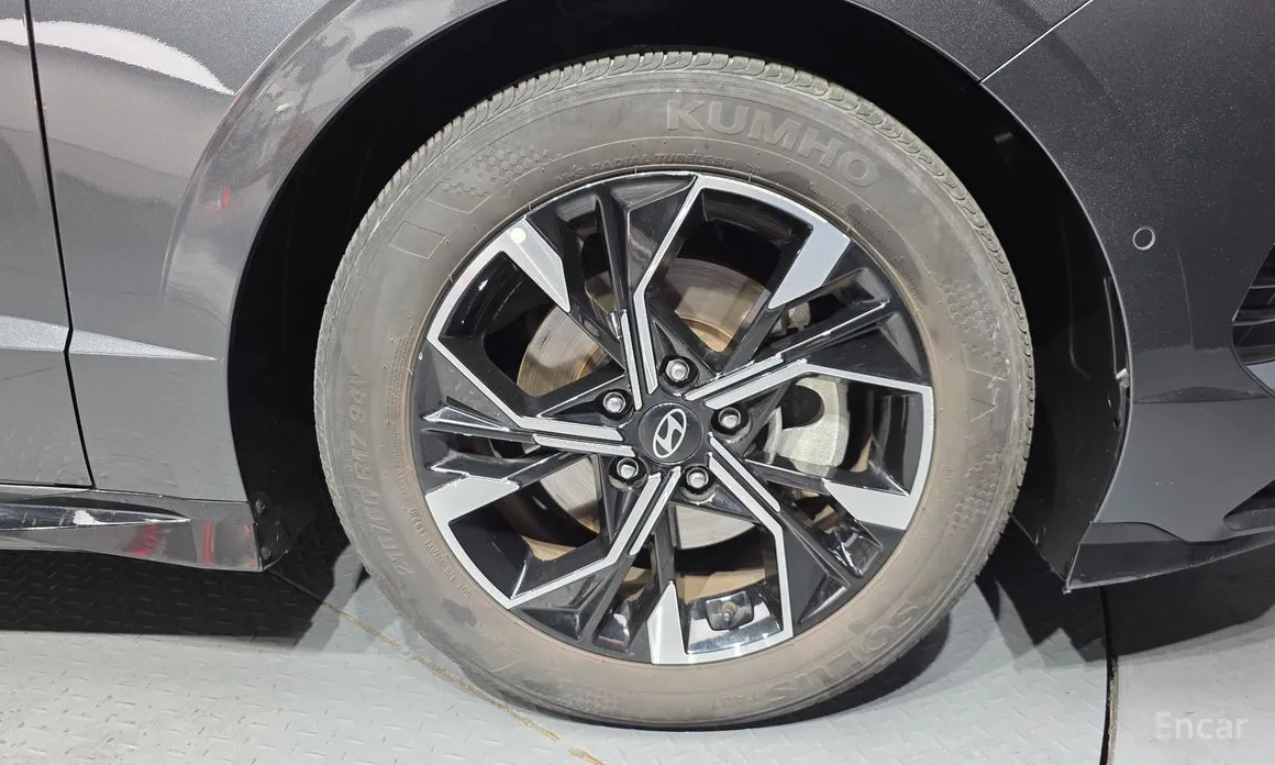 Фото 5 - Hyundai Sonata