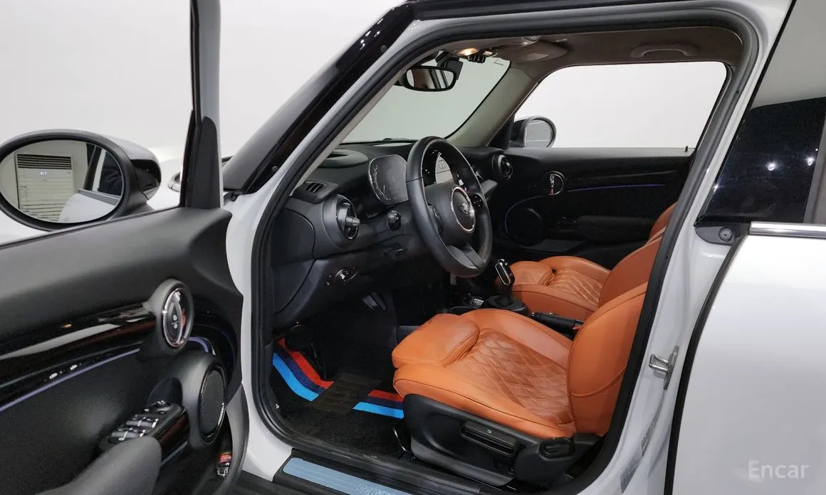 Фото 10 - Mini Cooper