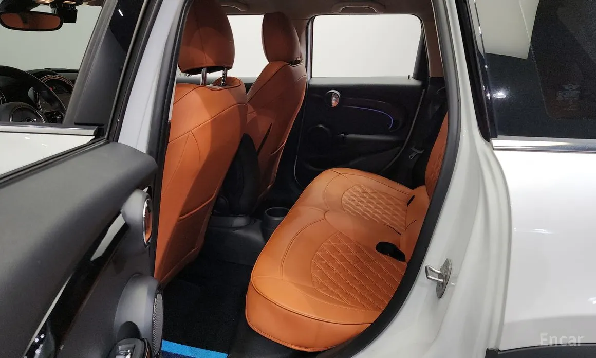 Фото 11 - Mini Cooper