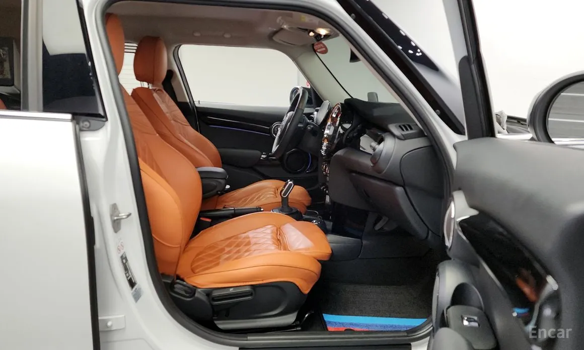 Фото 12 - Mini Cooper