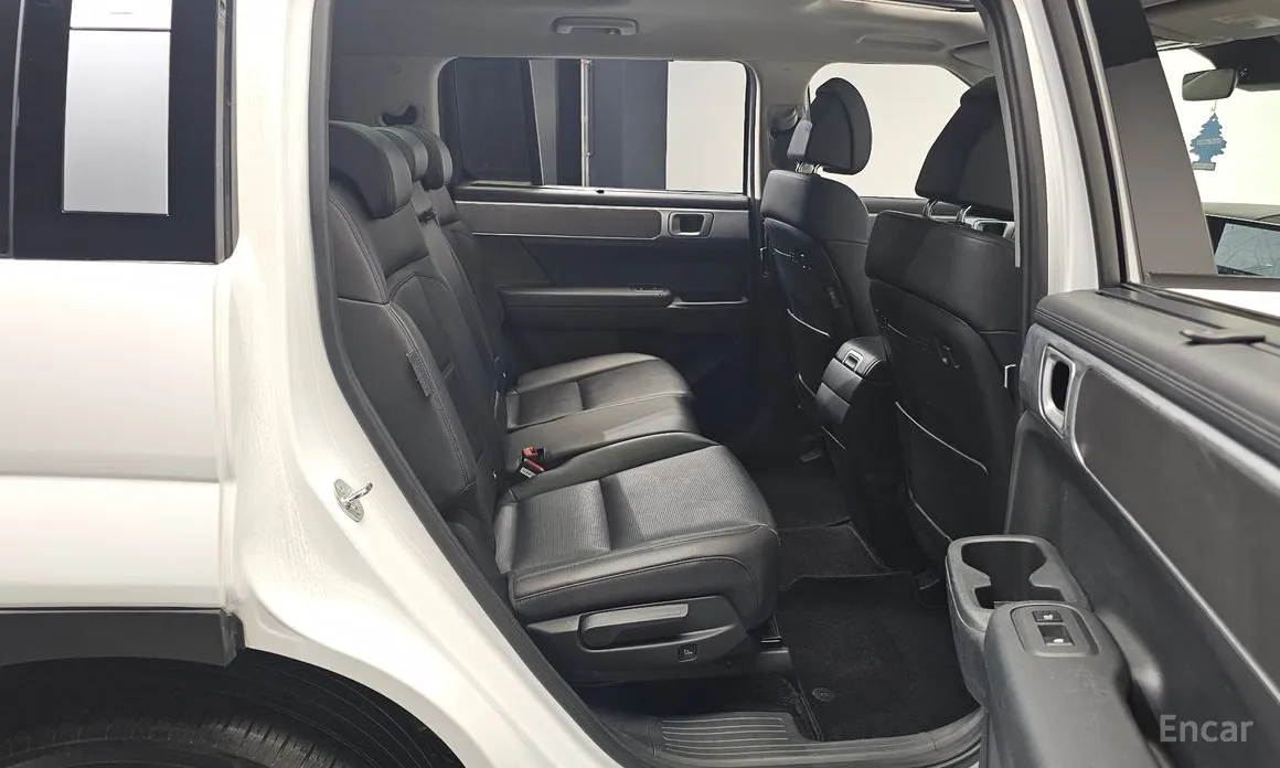 Фото 12 - Hyundai Santa Fe