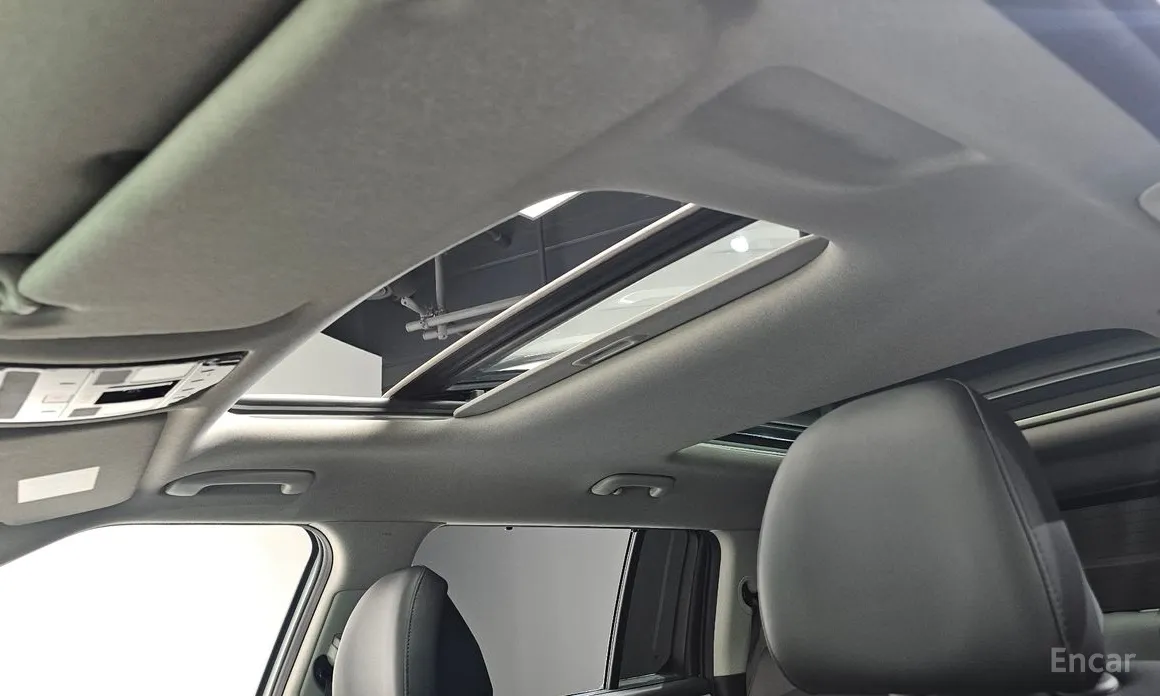 Фото 19 - Hyundai Santa Fe