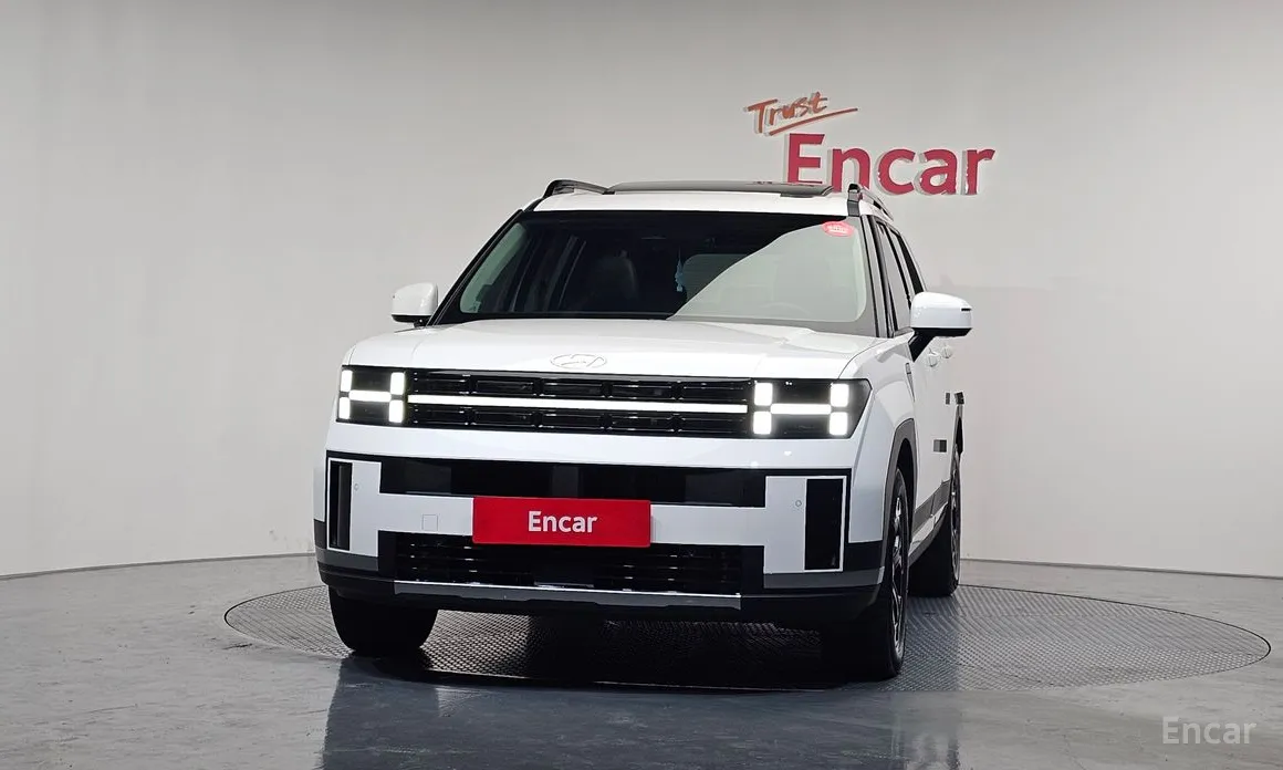 Фото 3 - Hyundai Santa Fe