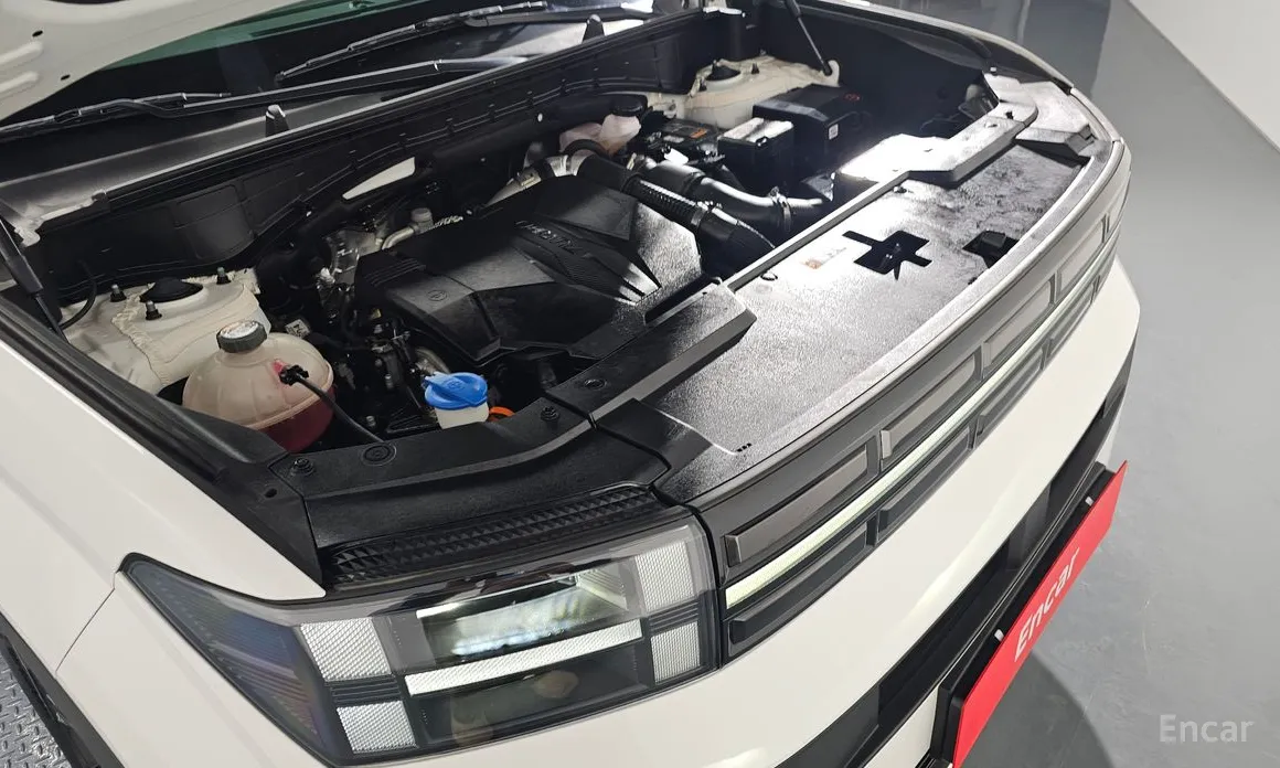 Фото 6 - Hyundai Santa Fe