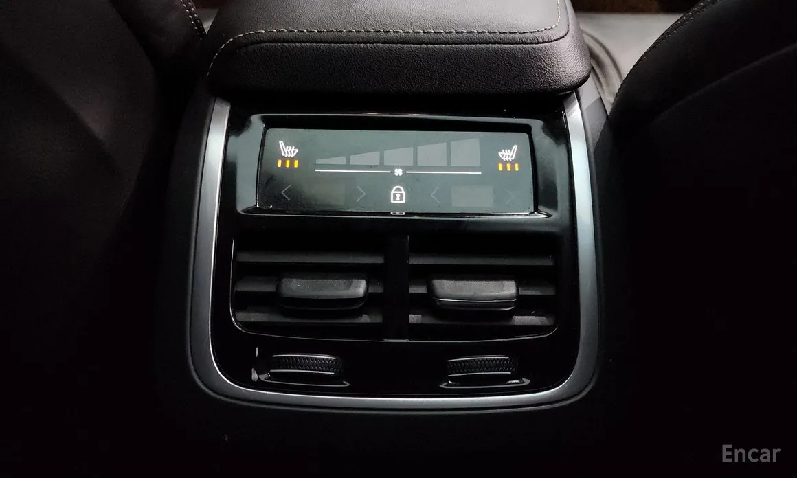 Фото 19 - Volvo S60