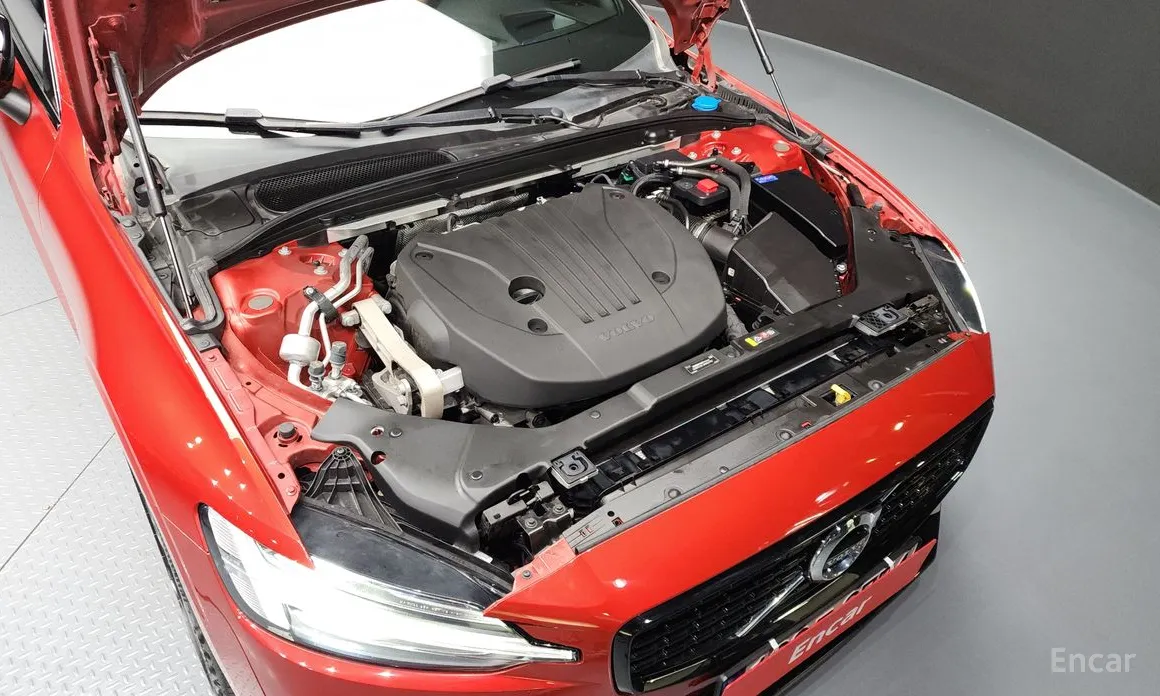 Фото 6 - Volvo S60