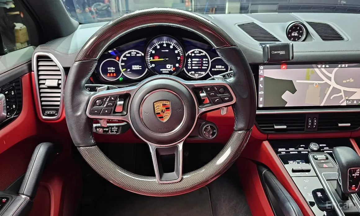 Фото 13 - Porsche Cayenne