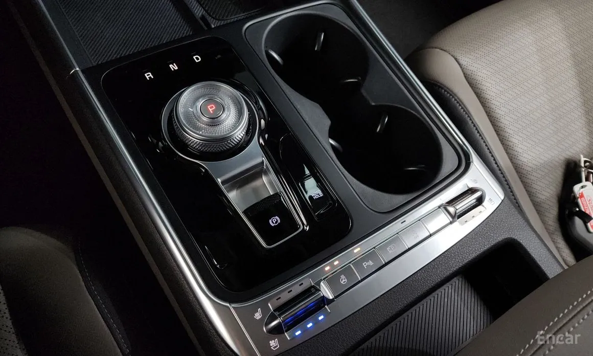 Kia Carnival 2023 7-Seater Noblesse