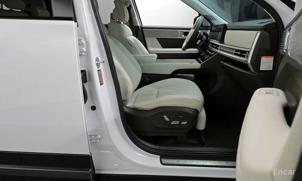 Фото 11 - Hyundai Santa Fe