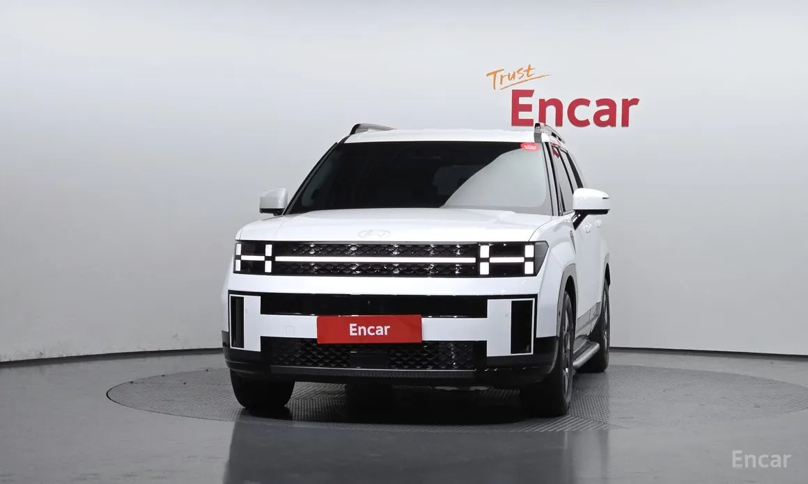 Фото 3 - Hyundai Santa Fe