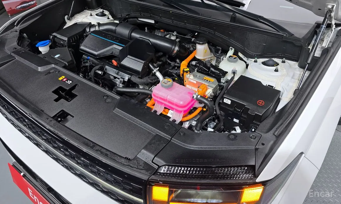 Фото 6 - Hyundai Santa Fe