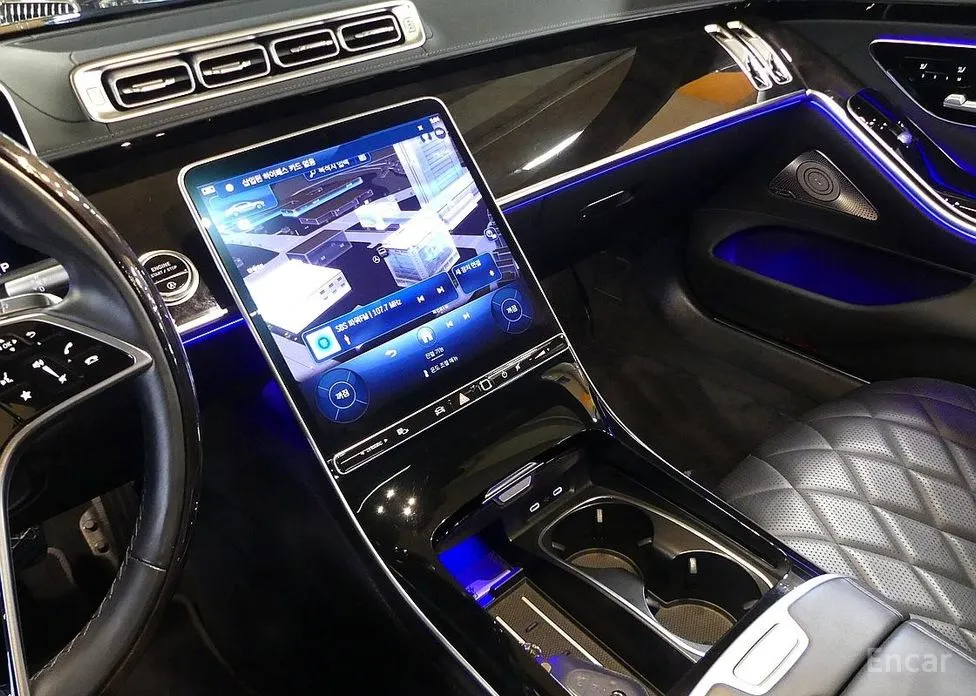 Фото 14 - Mercedes-Benz S-Class