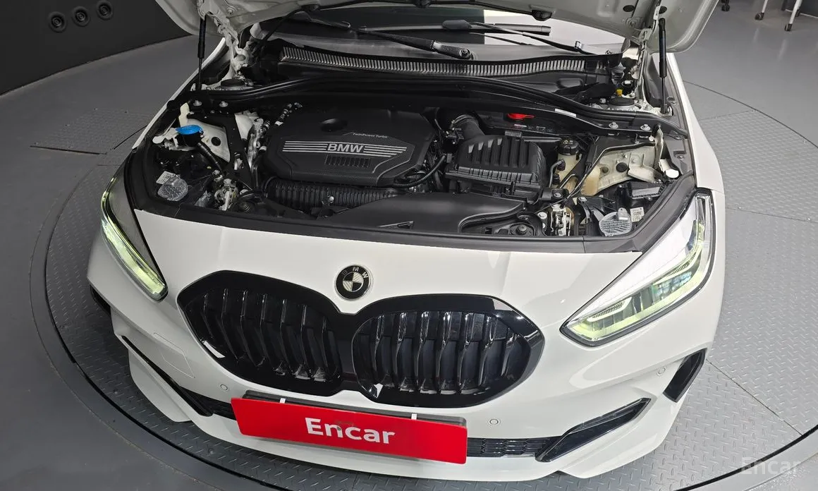 Фото 6 - BMW 1 Series