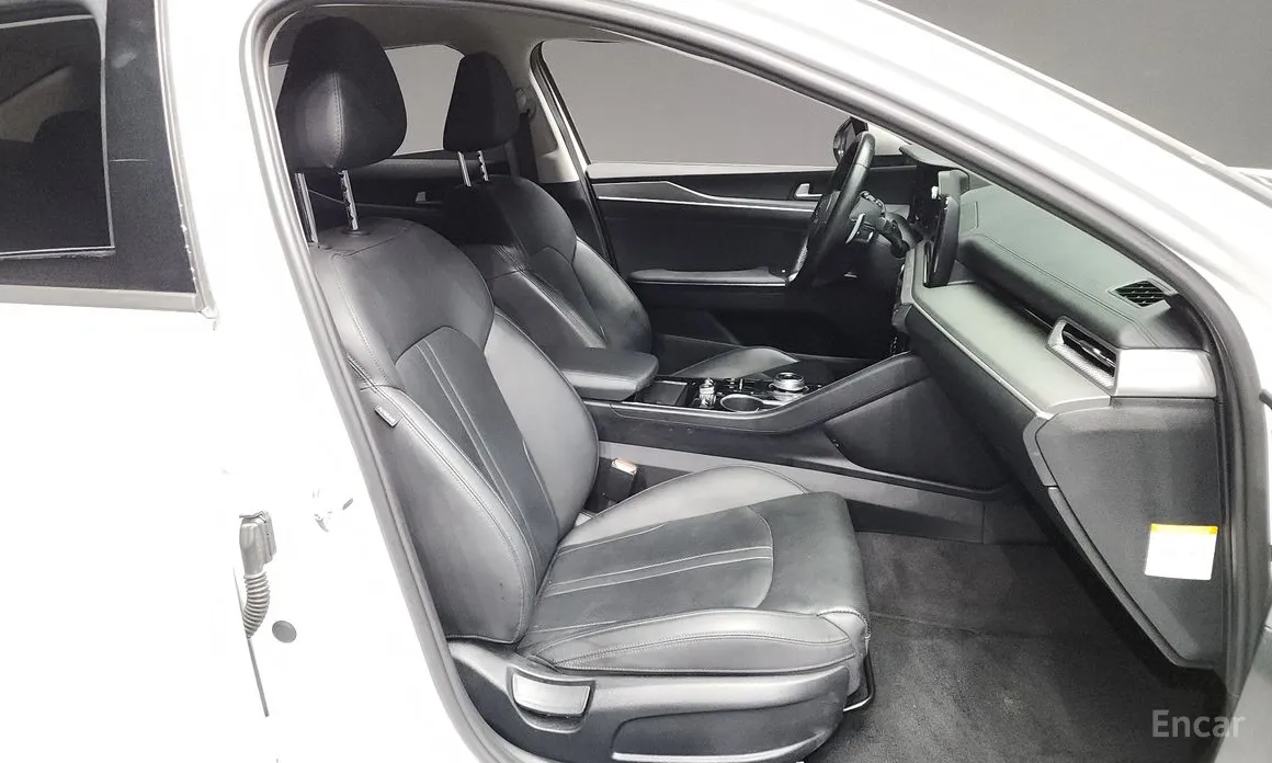 Фото 11 - Kia K5