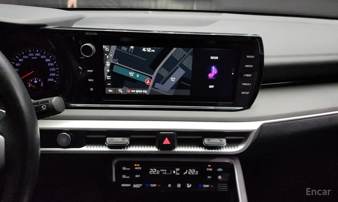 Фото 14 - Kia K5