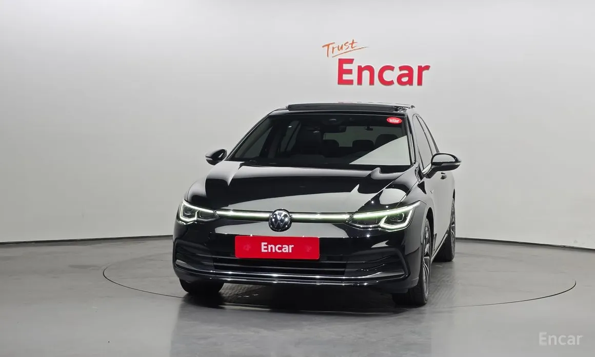 Фото 3 - Volkswagen Golf