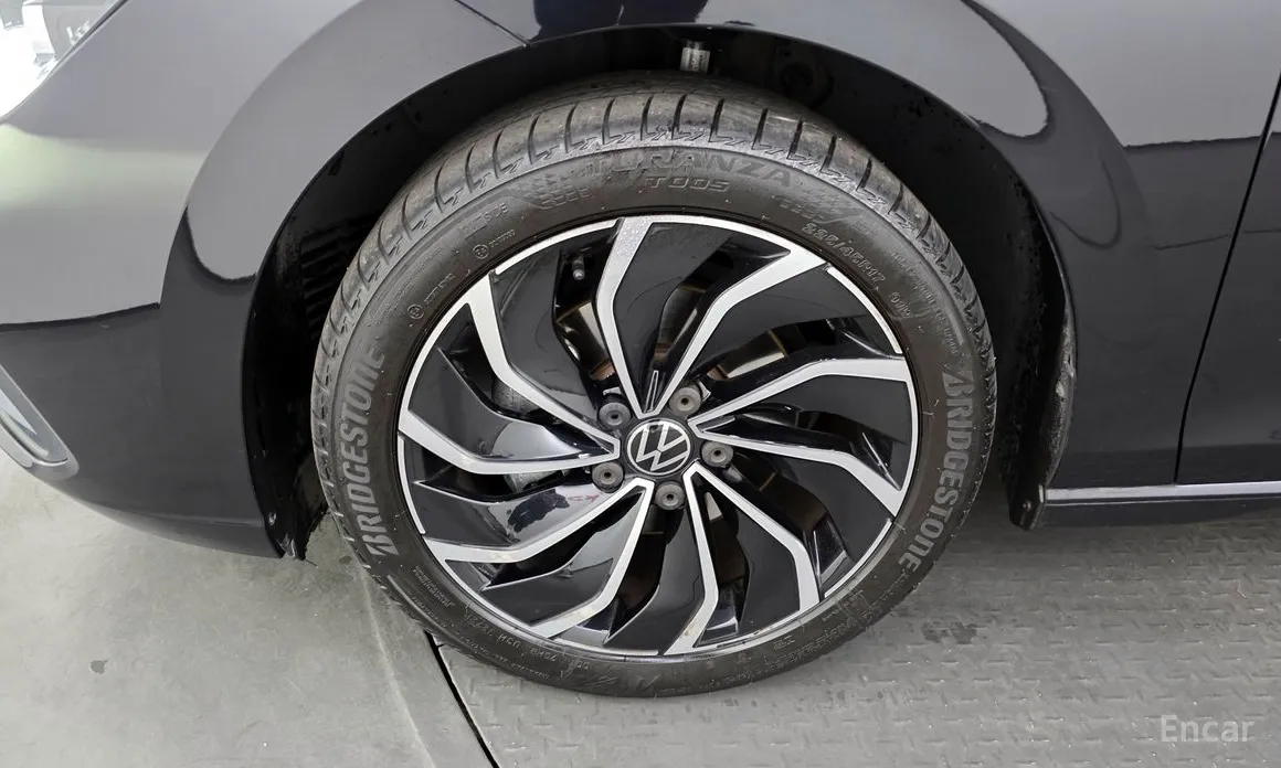 Фото 5 - Volkswagen Golf