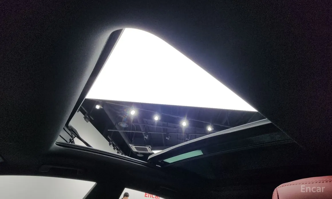 Фото 18 - Porsche Macan