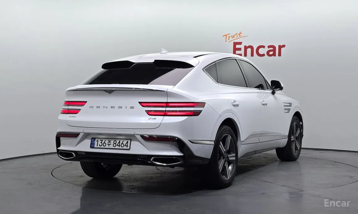 Фото 2 - Genesis GV80