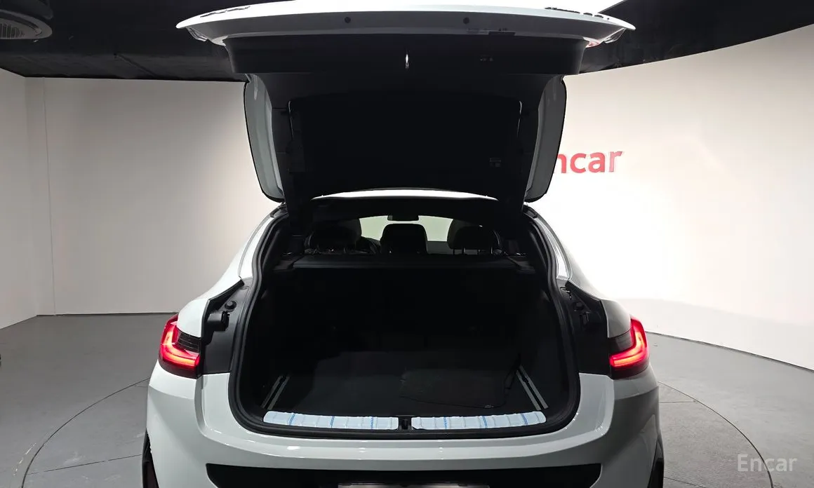 Фото 20 - BMW X4