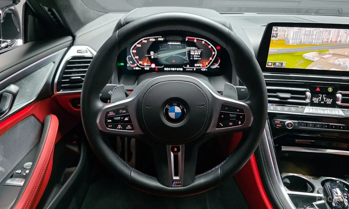 Фото 13 - BMW 8 Series