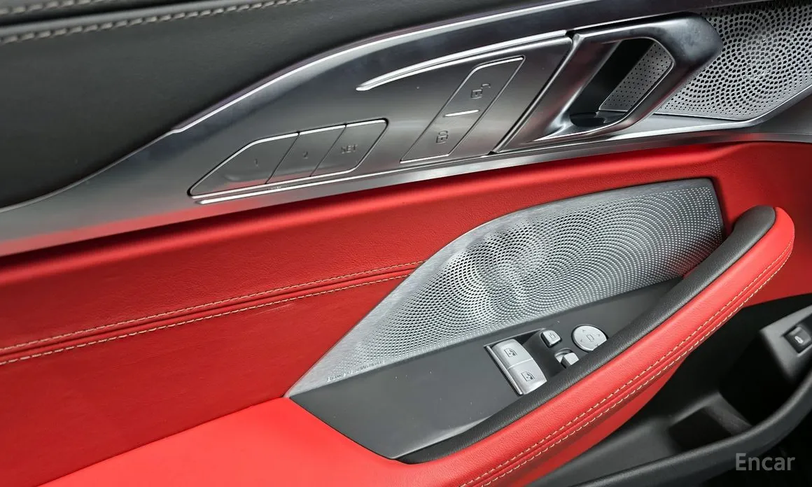 Фото 14 - BMW 8 Series