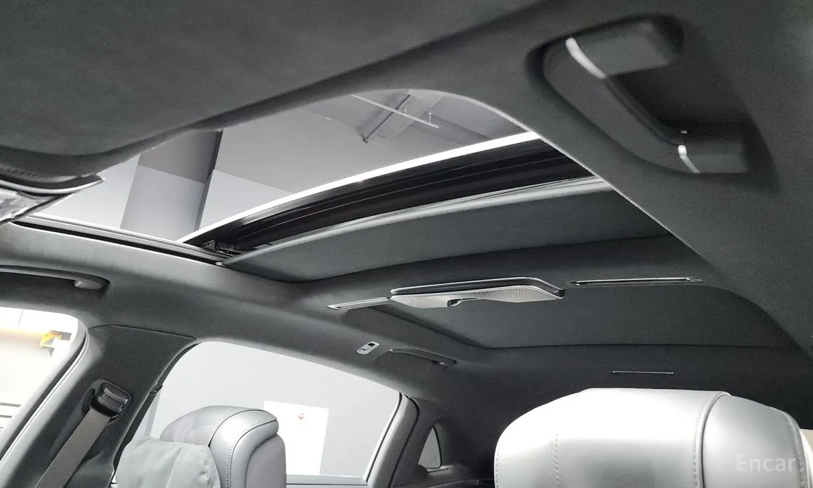 Фото 17 - Mercedes-Benz S-Class