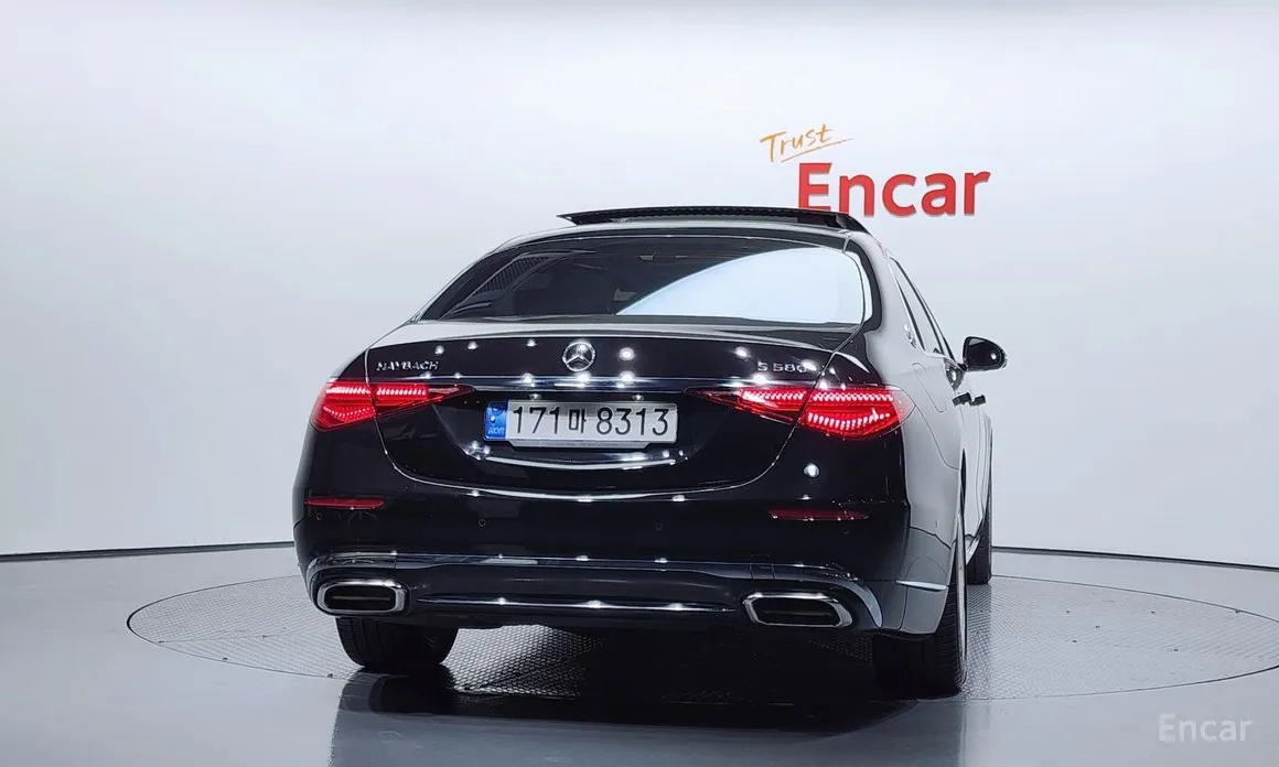 Фото 4 - Mercedes-Benz S-Class