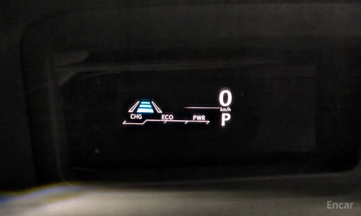 Фото 15 - Lexus NX