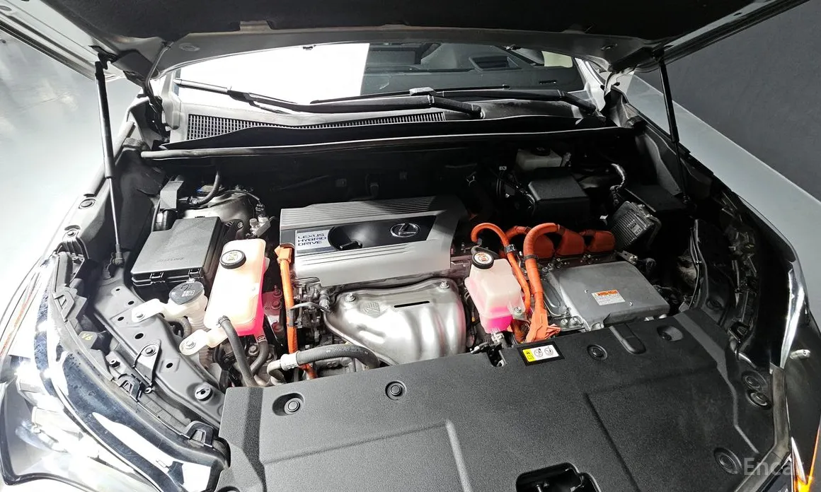 Фото 6 - Lexus NX